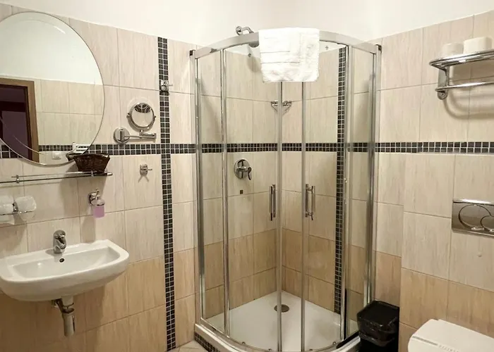 Hotel Lony
