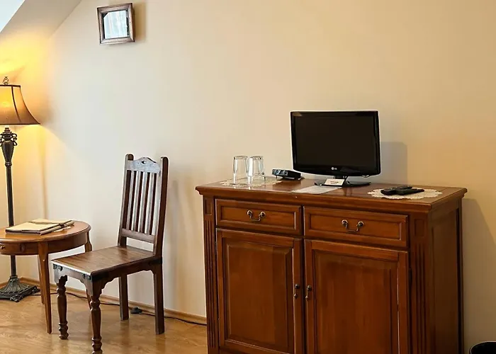 Lony Hotel 3*