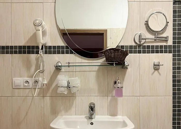 Lony Hotel Mochov